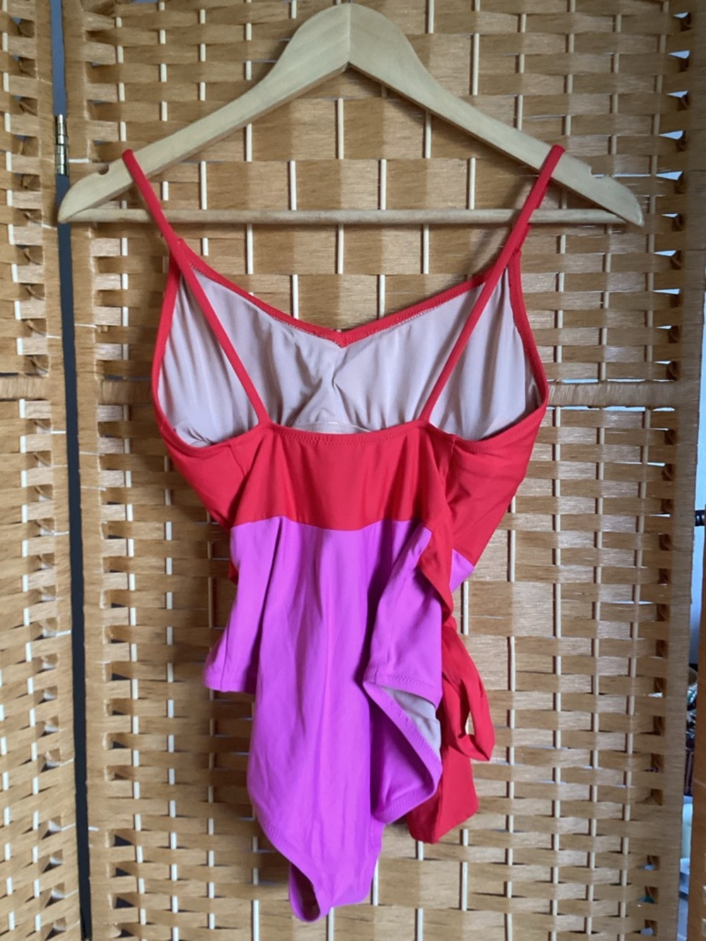 J. Crew color block belted swimsuit Sz 8 EUC one piece red / pink - Picture 5 of 8